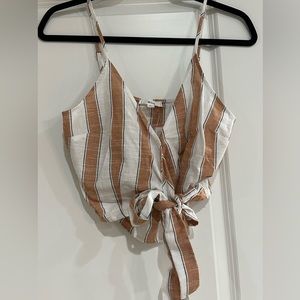 Size small crop tank